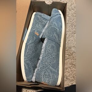 TOMS Light Blue Textured Slip-Ons